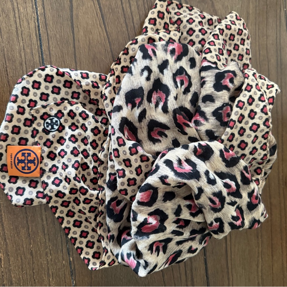 Tory Burch Scarf